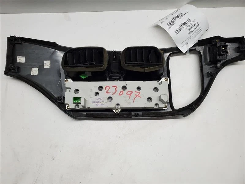 Bisel de tablero Odyssey 2006  Foto 2 de 4