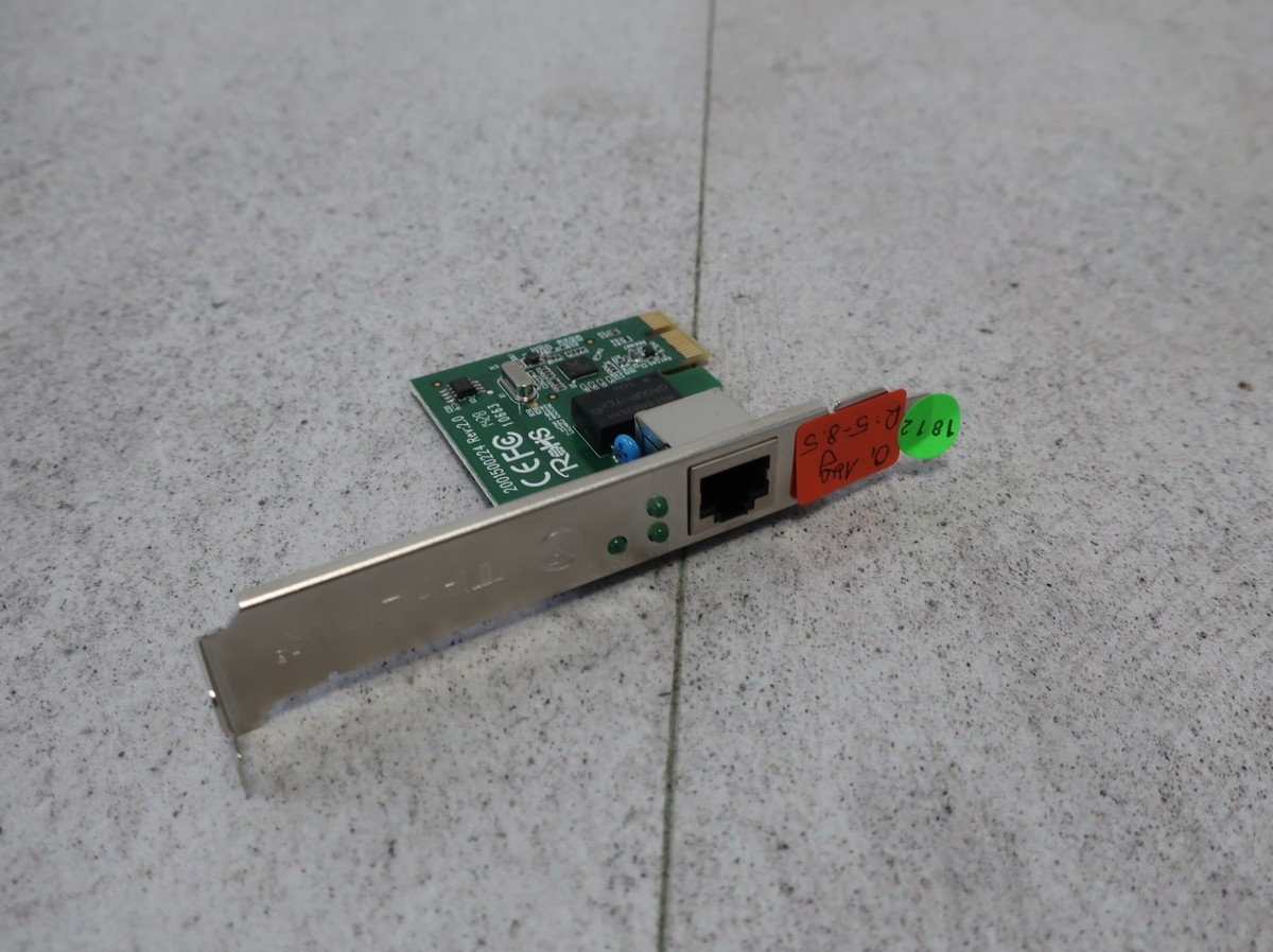 グラフィックボード・グラボ・ビデオカード TP-Link 10 Gigabit PCIe Network Adapter グラフィックボード・グラボ・ビデオカード TP-Link 10 Gigabit