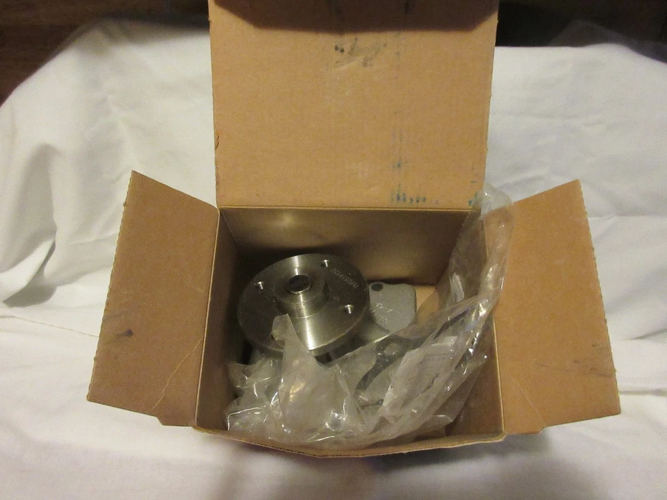 Водяной насос двигателя DURALAST от AutoZone AWP-775 подходит для 89-98 Nissan 240SX 2,4 л-L4 - Изображение 2 из 3