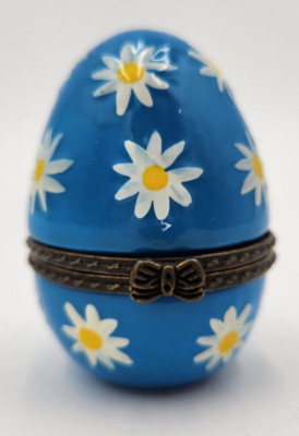 Vintage Blue Egg Shaped Trinket Box with White Daisies