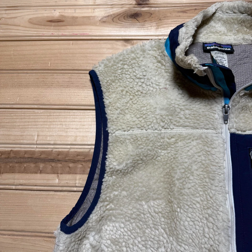 Patagonia Classic Retro-X Full Zip Mock Neck Deep Pile Fleece Vest Men's - Small - Image 3 of 4