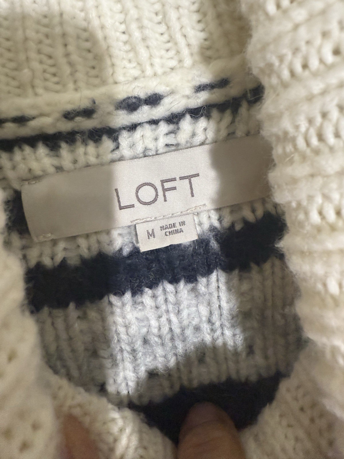 LOFT  Patterned Pullover Sweater - Size M - image 4