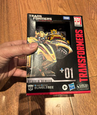 Hasbro Transformers Studio Series Gamer Edition 01 Bumblebee Deluxe Class MISB