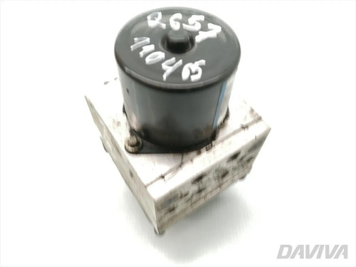 VW Passat ABS-Bremspumpe 2.0 TDI Diesel 103kW (140 HP) 3C0614109T 2009 Estate