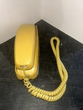 VTG WESTERN ELECTRIC / AT  T TRIMLINE TELEPHONE WALL MOUNT MUSTARD YELLOW