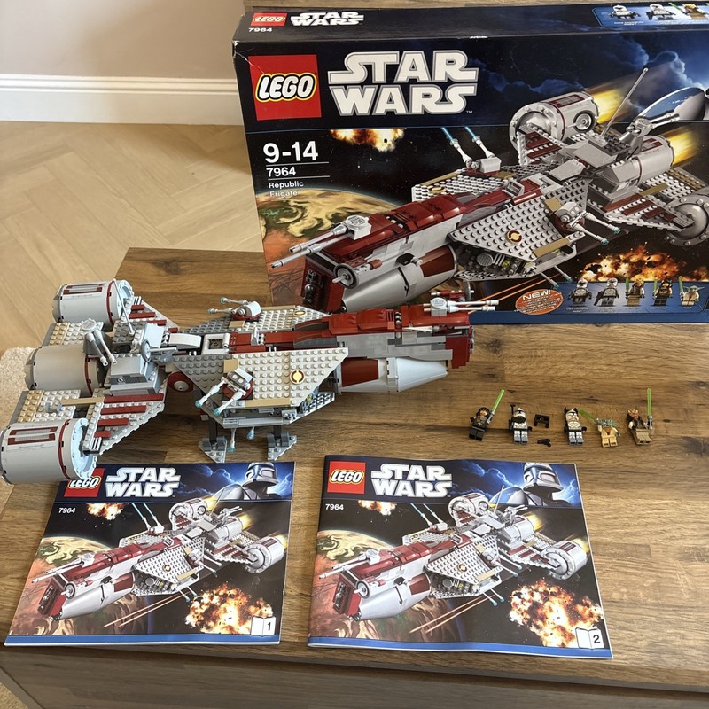 LEGO Star Wars: Republic Frigate (7964)