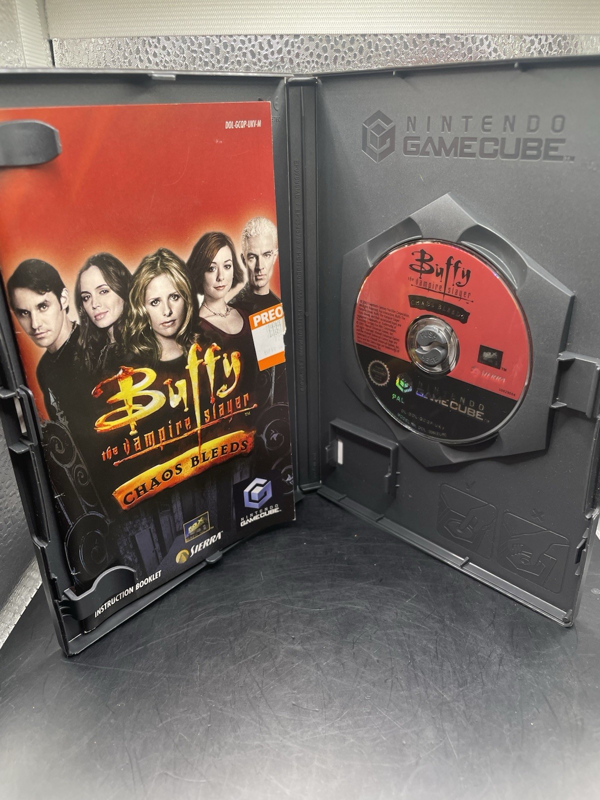Nintendo GameCube PAL Buffy The Vampire Slayer Chaos Bleeds - With Manual image 3