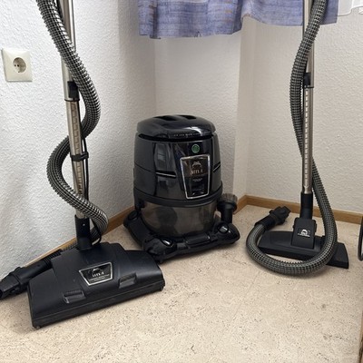 HYLA GST Wasserstaubsauger mit Elektrobürste & Zubehör | gepflegt | Wasserfilter