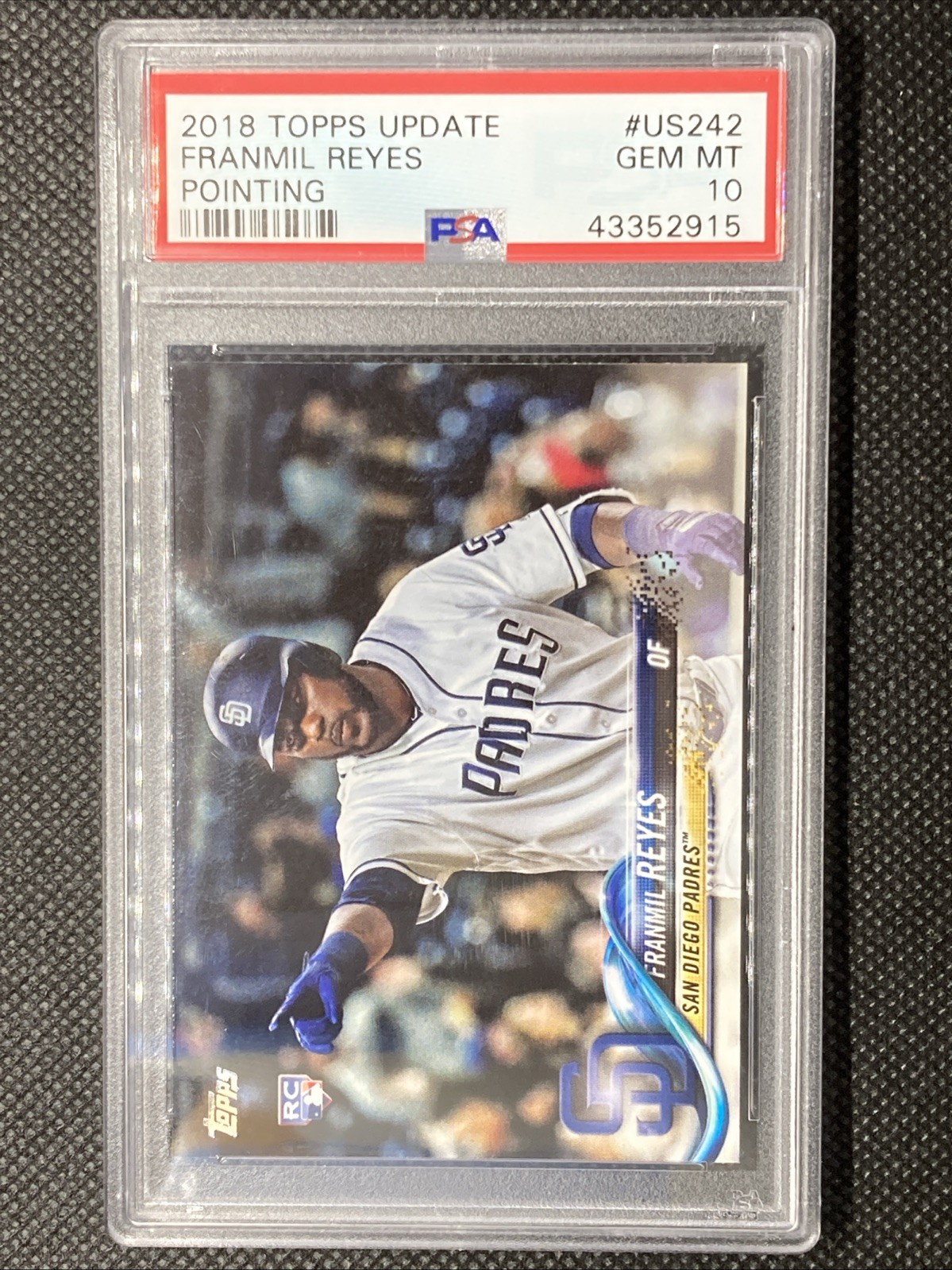 2018 Topps Update Series - Franmil Reyes #US242 Horizontal, Pointing (RC)