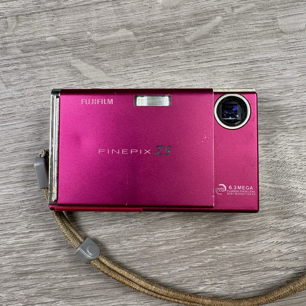 Fujifilm Finepix Z5 6.3MP Digital Camera 3X Optical Zoom