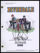 KJ Apa "Riverdale" AUTOGRAPH Signed 'Archie Andrews' Pilot Episode Script ACOA