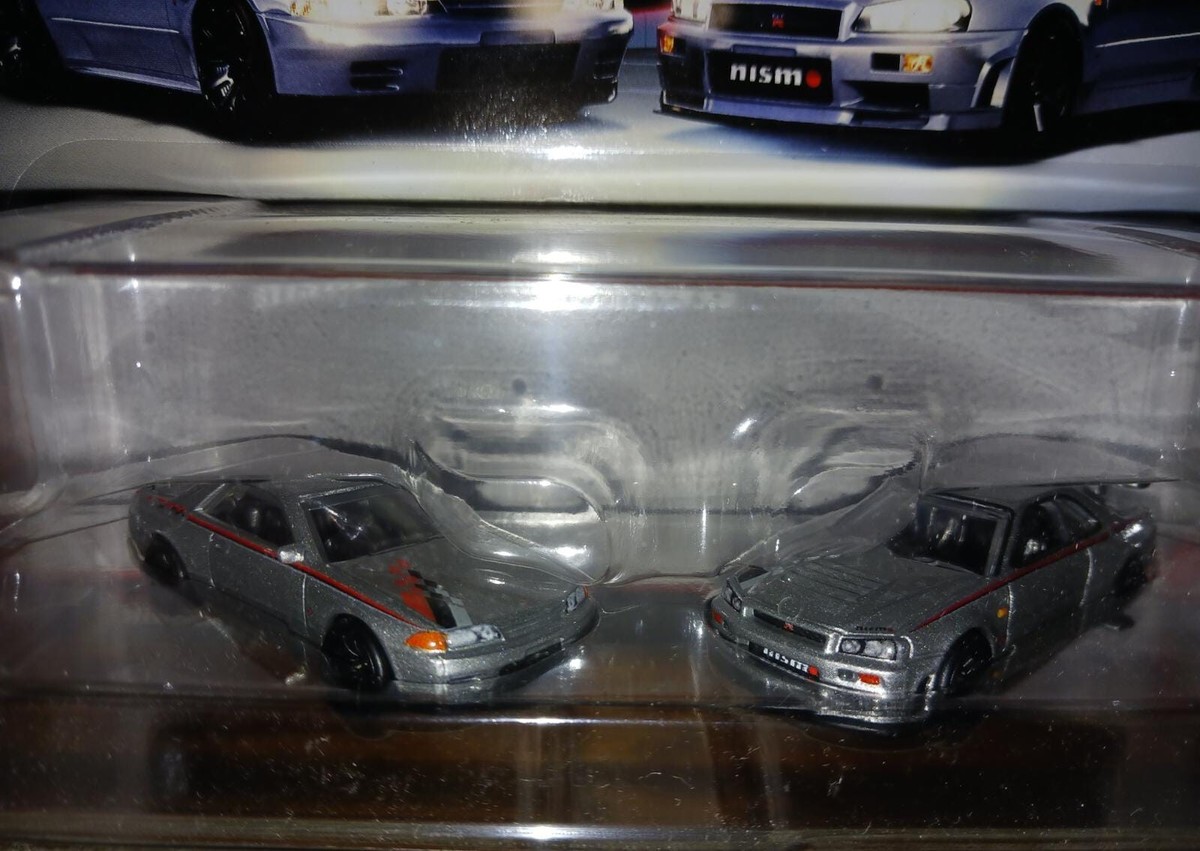 Hot Wheels Premium NISMO Nissan Sklyline GT-R 2 Pack BNR32