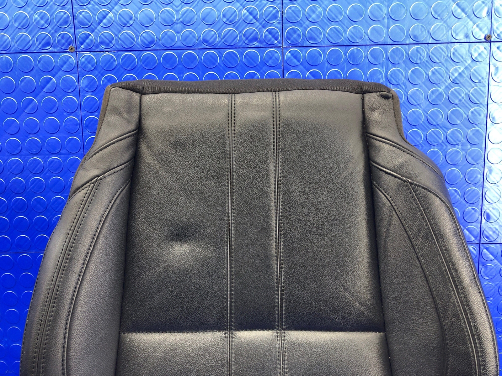 2017-2022 MASERATI LEVANTE OEM FRONT LEFT LOWER SEAT CUSHION BLACK LEATHER