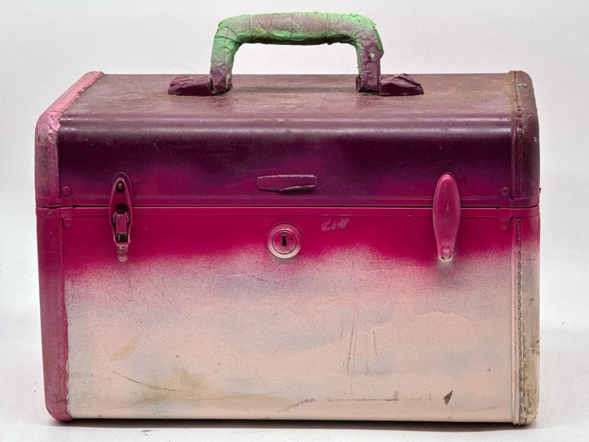 Vintage Samsonite Shwayder Bros Pink Cosmetic Train Case Luggage