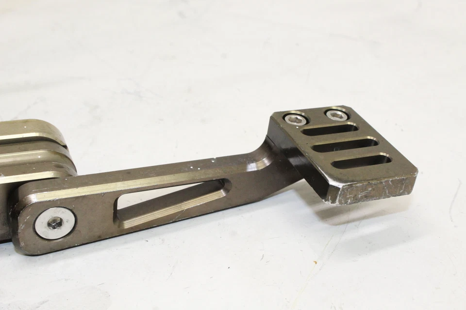 2002 Harley-Davidson Sportster Custom Xl1200c правый задний тормоз ножные колышки колышки - Изображение 3 из 4