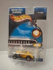 2002 Hot Wheels Motor City Classics ('33 FORD Yellow Real Riders)NEW