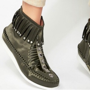 jeffrey campbell fringe boots
