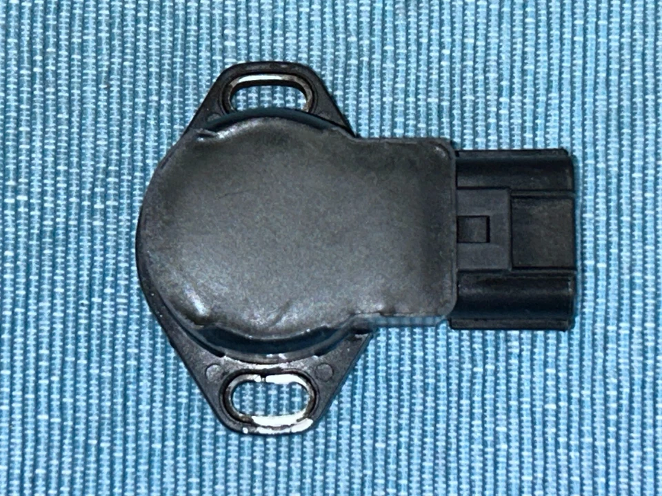 Датчик положения дроссельной заслонки 92-96 Suzuki Sidekick Tracker 1,6 л 16 В MPFI TS60-6 - Изображение 2 из 4