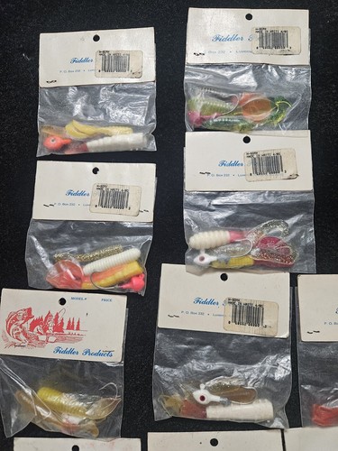 LOTTO SFUSO 10 CONFEZIONI ESCHE MORBIDE CON GANCIO - PRODOTTI VIOLINISTI MARCA VINTAGE - Foto 8 di 8
