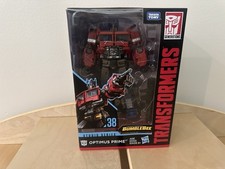 Transformers Studio Series 38 Optimus Prime Voyager Class