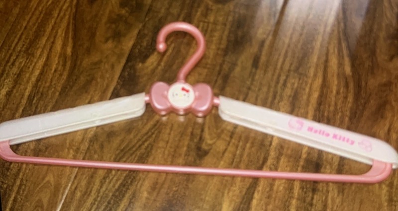 Sanrio Hello Kitty Stretch Sliding Standard Clothes Hanger a