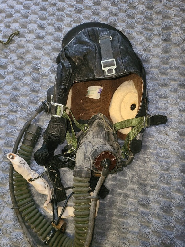 Cold War Era Soviet Flight Helmet And Oxygen Mask.   Great Condition