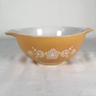 Vtg Pyrex Butterfly Gold 442 Cinderella Nesting Mixing Bowl 1.5 Quart