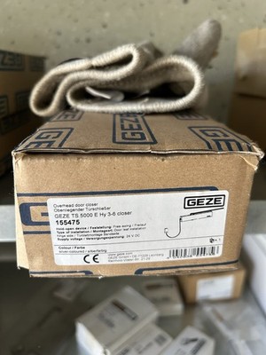 GEZE TS 5000 E Hy 3-6 Freilauftürschließer - Silber