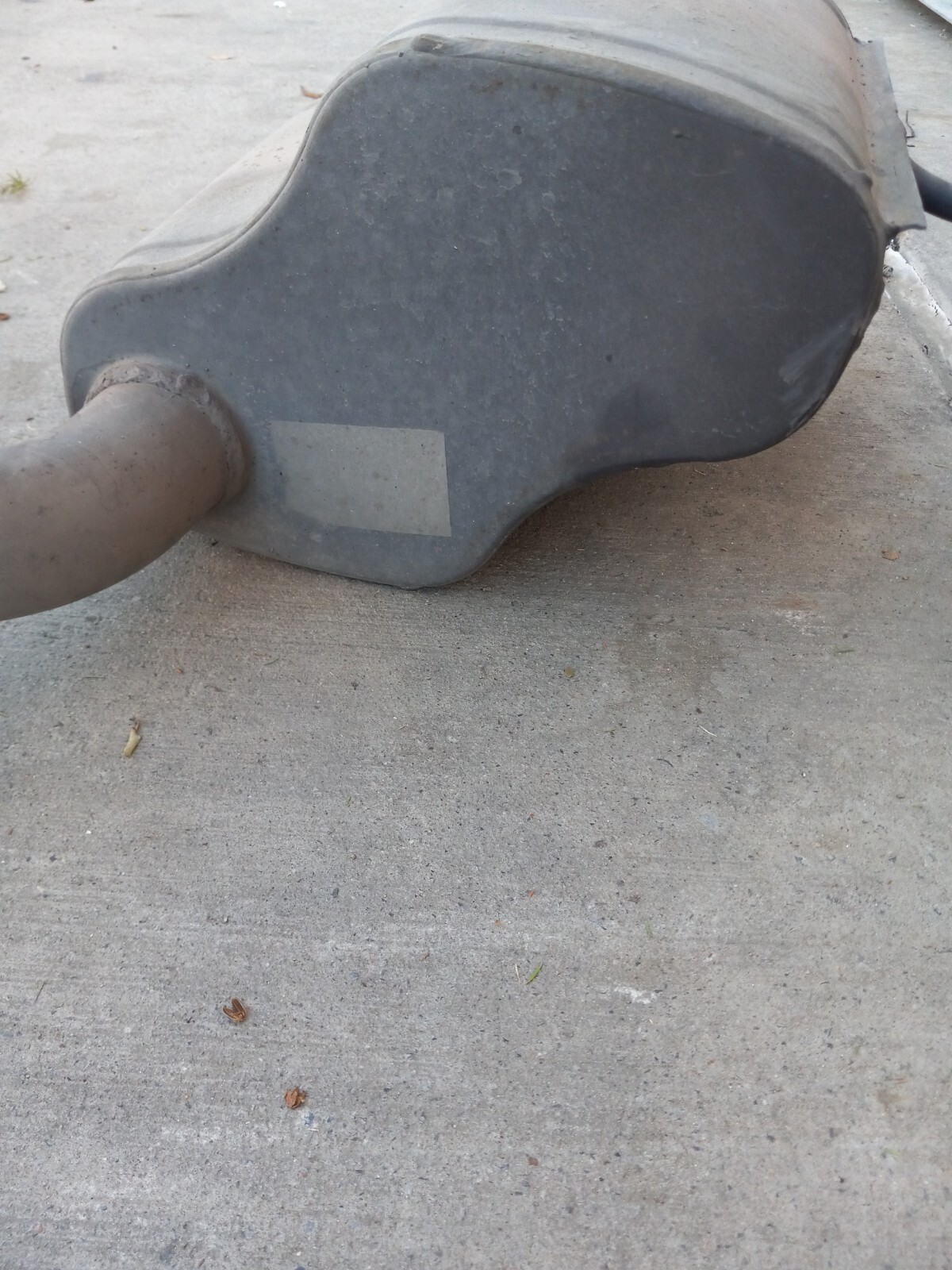 2008 - 2019 Maserati GranTurismo OEM Rear Left Muffler Exhaust Silencer #204645
