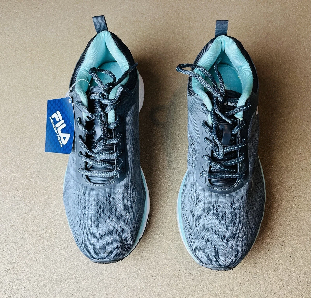 Fila memory outreach women's best sale shoes