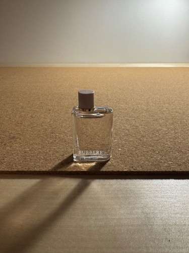 Burberry Pour Femme - Picture 2 of 2