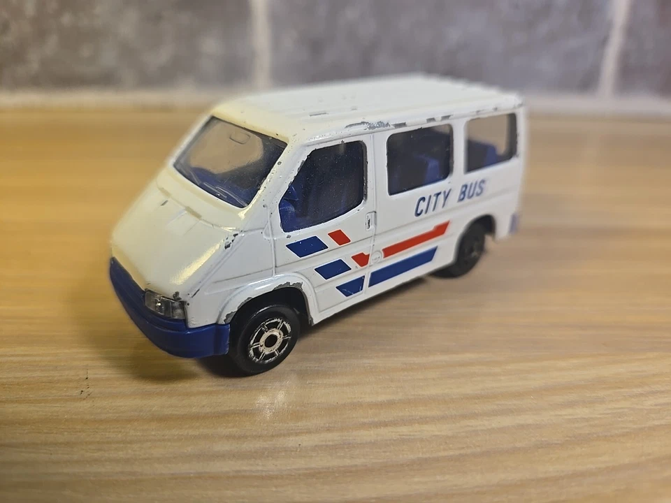 Vintage 1988 Majorette N.243 FORD TRANSIT CITY BUS Van Toy Car Made in France  — 第 4/4 张图片