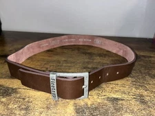 FIRETRAP BELT CO, 32W” Belt Strap w/buckle "Genuine Leather" lightly used