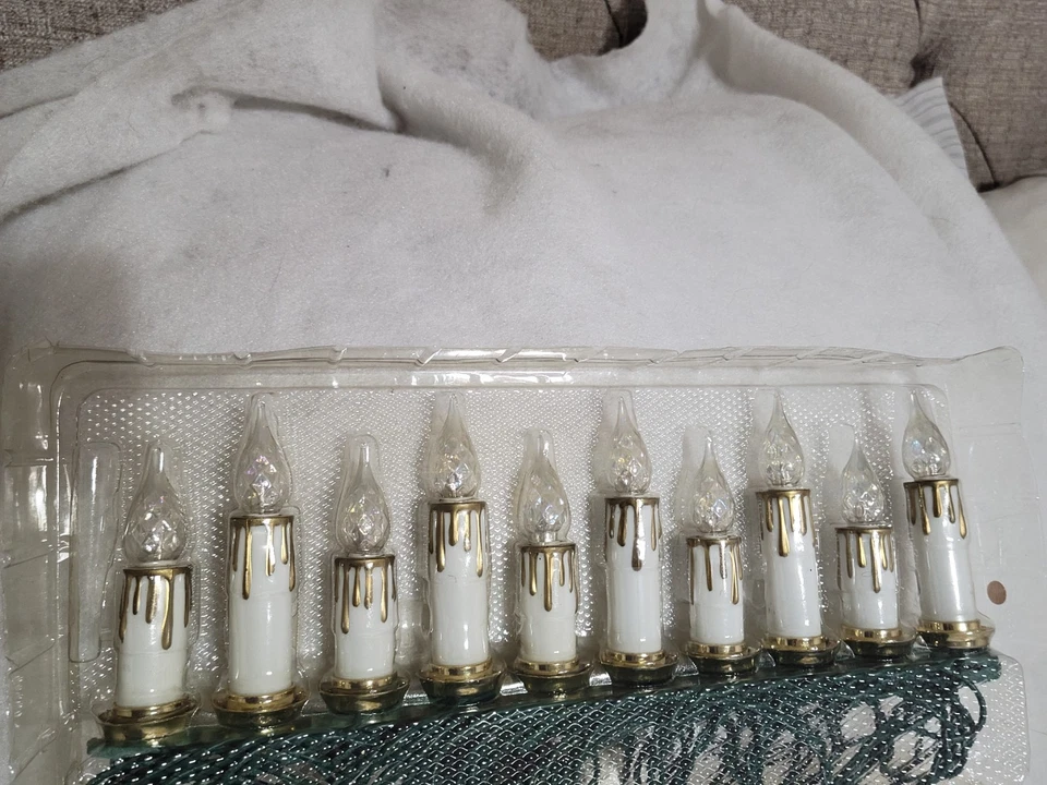 Juego de 10 luces de cadena de 10 velas clásicas Kurt Adler Foto 2 de 4