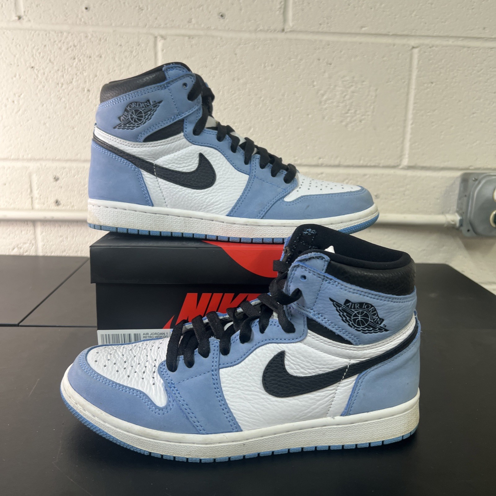 Size 7.5 - Jordan 1 Retro OG High University Blue