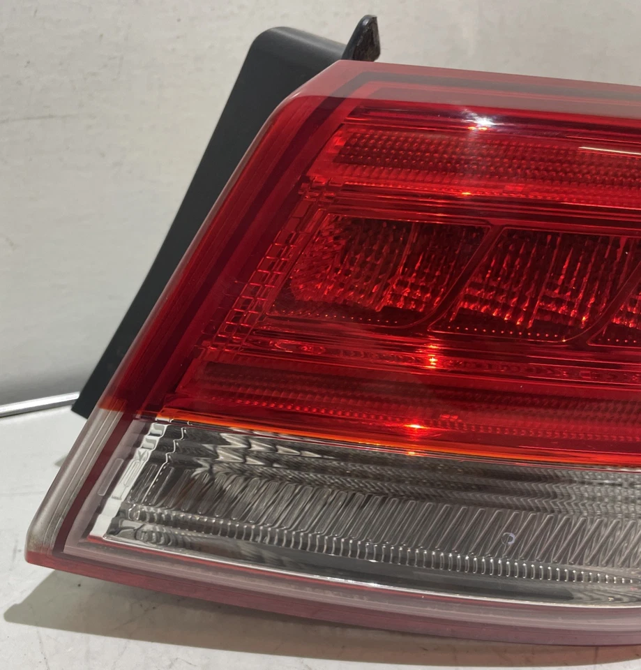 Luz trasera LED pasajero derecho Kia Optima 2016-2020 OEM 0492 Foto 2 de 4