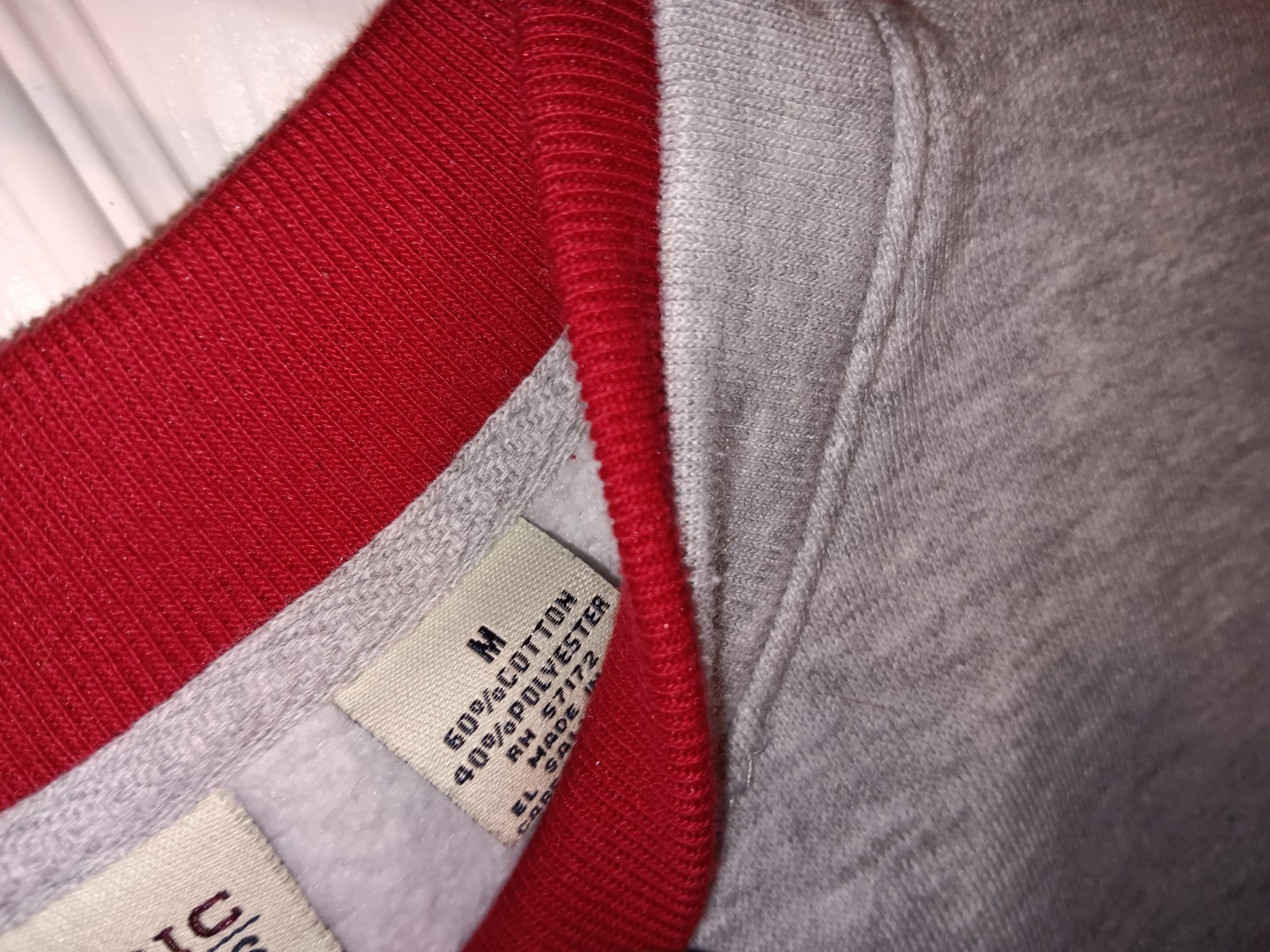 "Grannycore" Classic Elements Christmas Themed Sw… - image 6