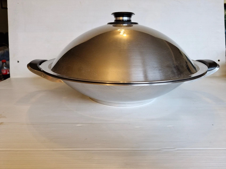 AMC WOK / Pfanne mit Deckel ca. Ø 36 cm - Höhe ca. 9 cm