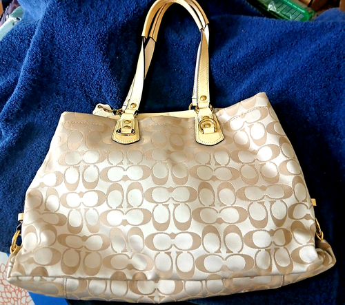 COACH Signature Medium Shoulder Bag Purse Beige w/ Yellow Gold Trim M1160-F15510 - Picture 5 of 11