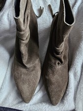 MONSOON KHAKI GREEN KITTEN HEEL SUEDE ANKLE BOOTS - SIZE 8 42 - UNWORN