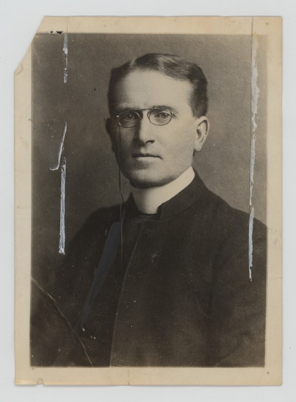 Vintage 1910s Norman Maclean Author & Pastor of St Cuthbert's Edinburgh Photo