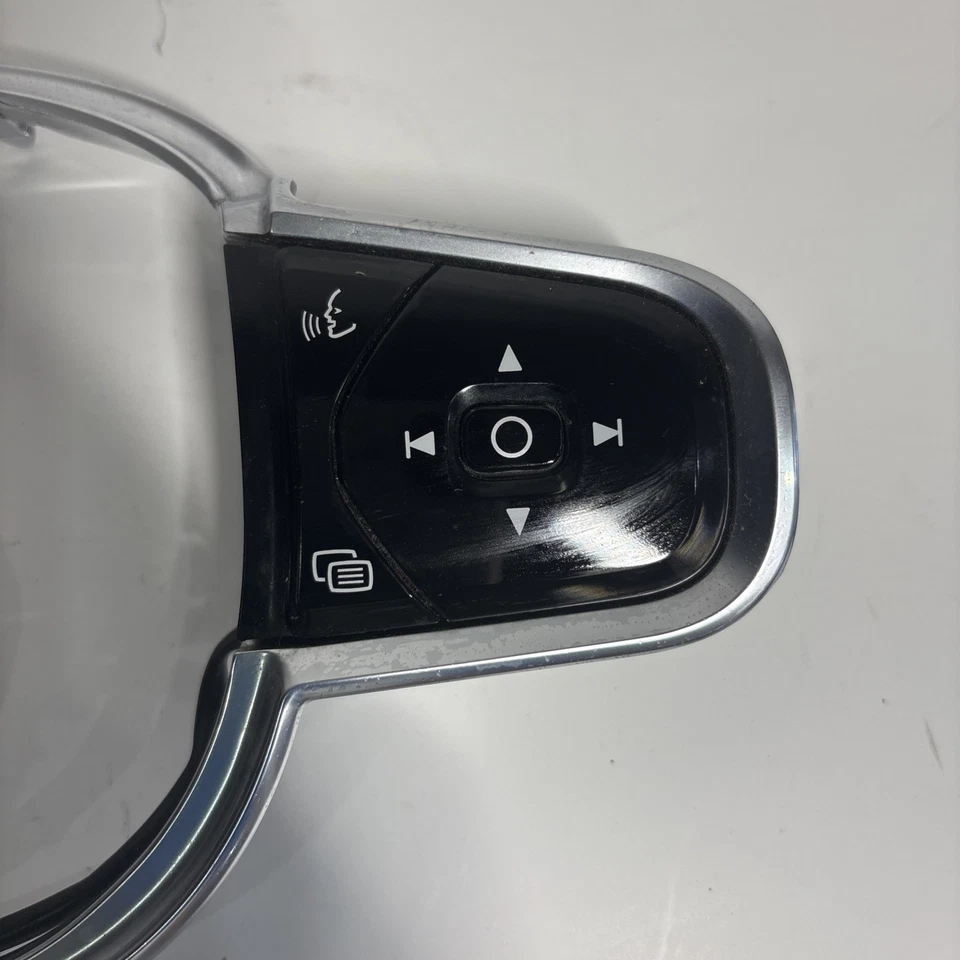 2016 VOLVO XC90 STEERING SWITCH W/ BEZEL MOLDING COVER OEM 32266343 - Изображение 4 из 4