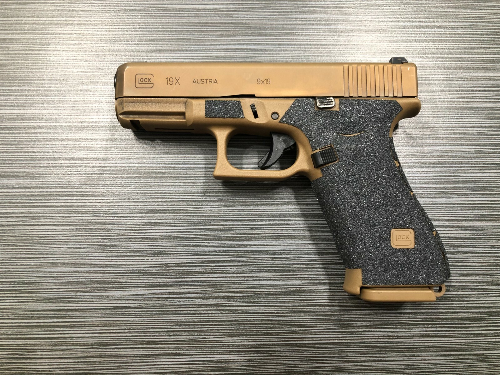 HANDLEITGRIPS Sandpaper Gun Grip Tape Wrap for Glock 19X and Glock 45