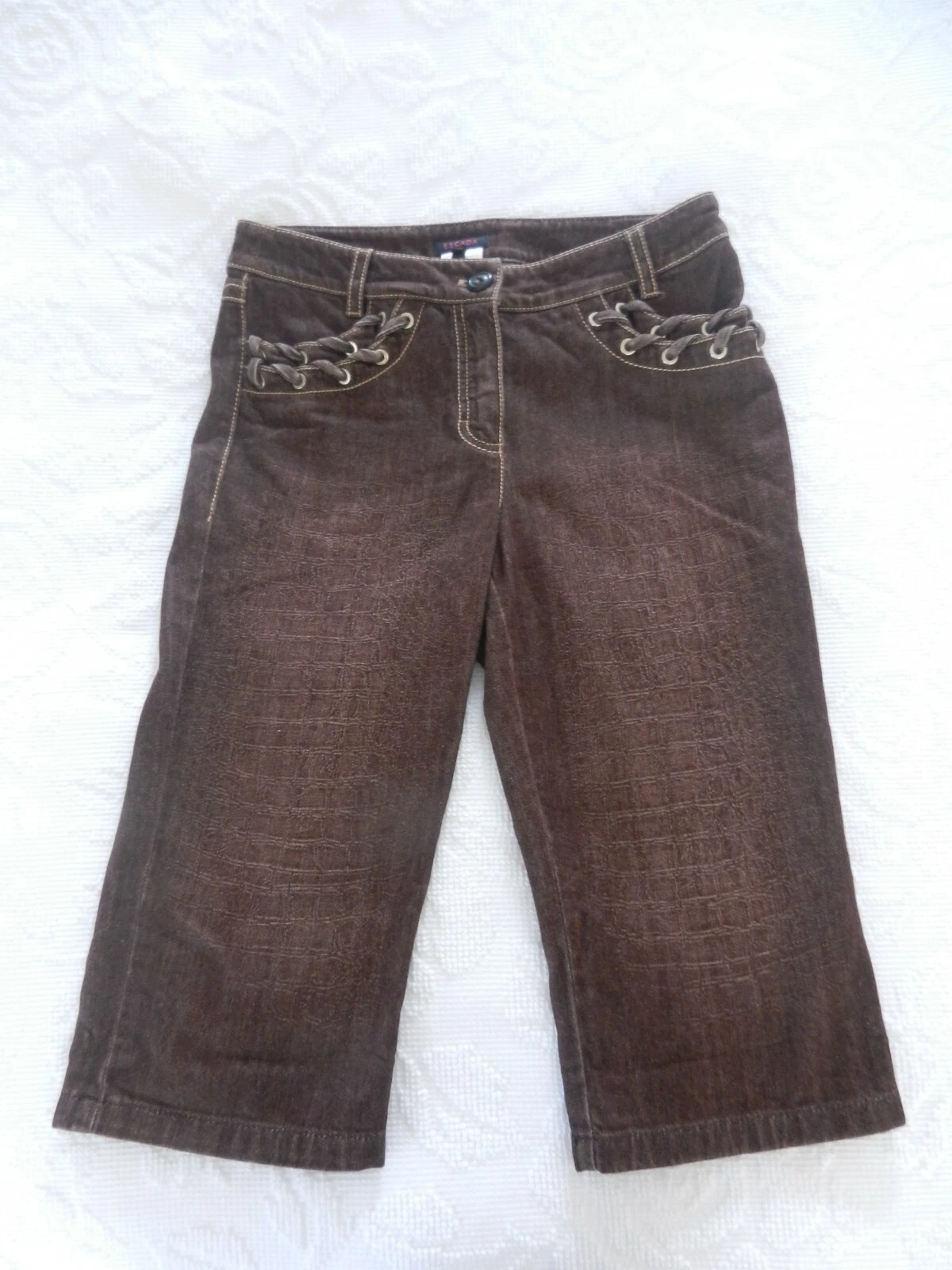 Escada women's brown reptile print denim capri pants, Size: 36
