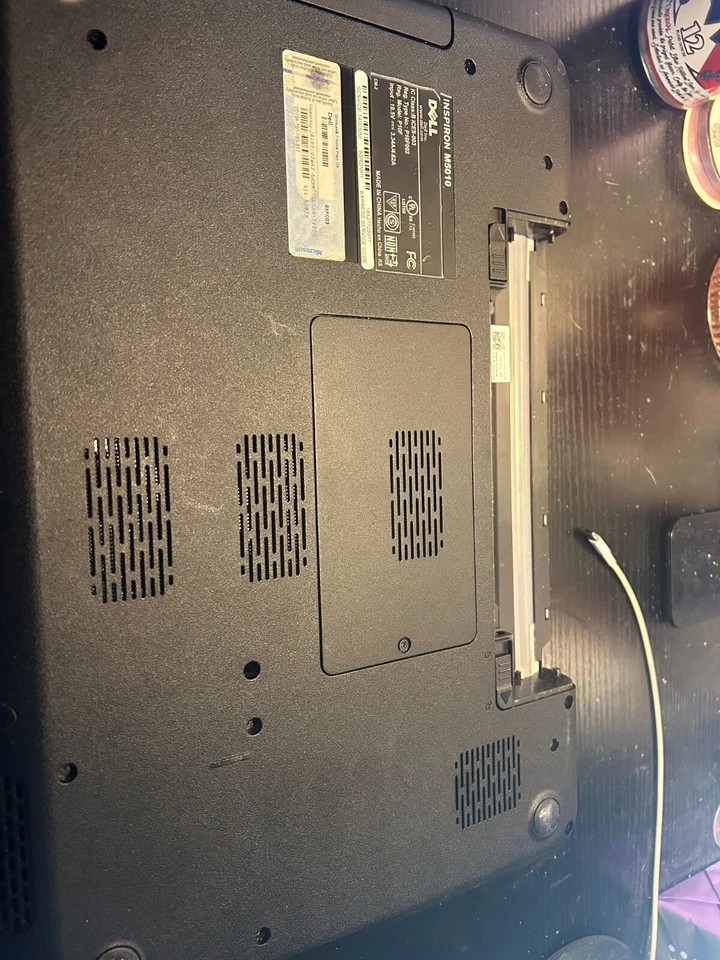  Dell Inspiron M5010 15.6" 2.3 GHz Windows 7 rosa listo genial solo piezas  Foto 3 de 4