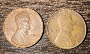 Lot of 2 1946 Lincoln Wheat Cents