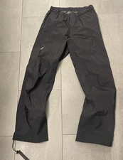 Arc’teryx Beta SL Rain Pants Men’s Small Black Hiking Climbing Waterproof FLAW*