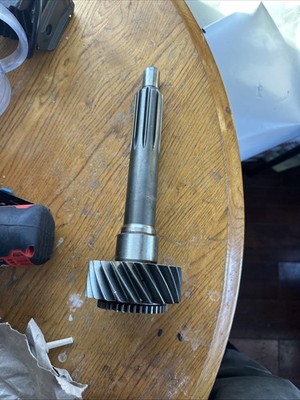 NV4500 Input Shaft, 1 1/4 Inch, 22T, 10 Spline, 1994-04 Dodge (18160/25356)