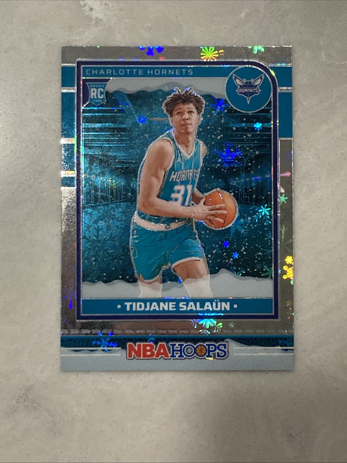 2024-25 Hoops Tidjane Salaun RC Premium Winter Prizm #236 Hornets
