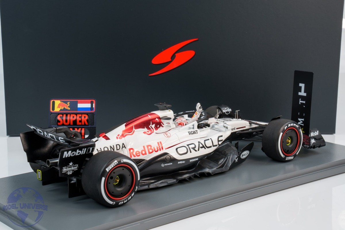 Spark Model レッドブル F1カー 2021 限定版 Spark - 1:18 Red Bull Racing RB21 No.1 Max Verstappen Winner